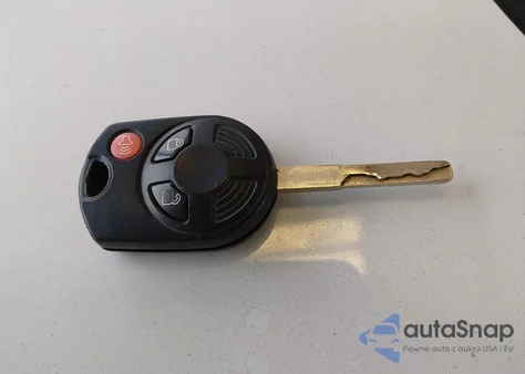 2015 Ford Escape S z USA, uszkodzony, nr VIN 1FMCU0F75FUC89718